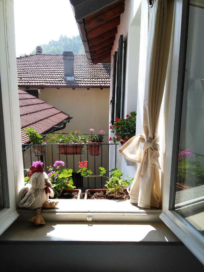 メナッジョCasa Azzurraアパートメント エクステリア 写真