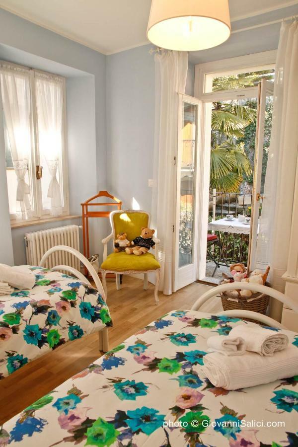 メナッジョCasa Azzurraアパートメント エクステリア 写真
